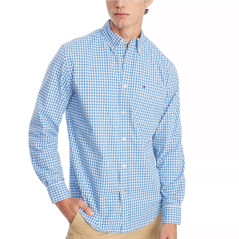 Long sleeve slim fit button down shirt